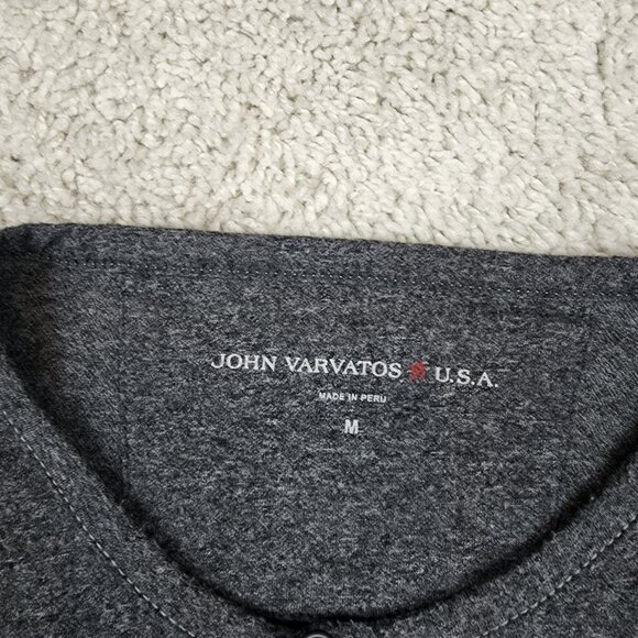 John Varvatos Star Collection Heather Grey Henley Button size Medium M Clean USA - Picture 3 of 7